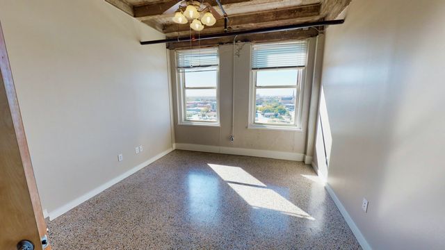 221 W Lancaster Avenue 10011, Fort Worth, TX 76102