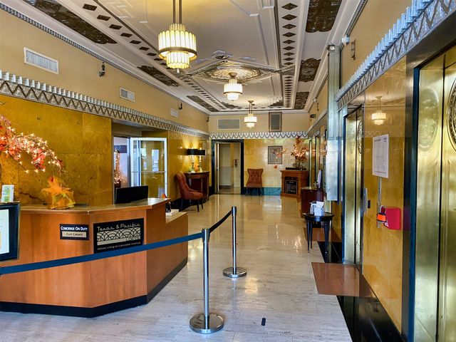 221 W Lancaster Avenue 10011, Fort Worth, TX 76102