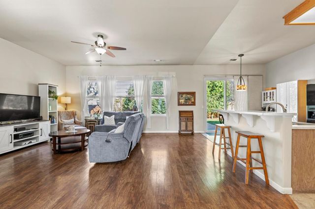 1023 Santa Barbara Way, Yuba City, CA 95991