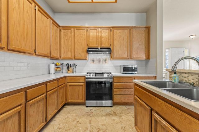 1023 Santa Barbara Way, Yuba City, CA 95991