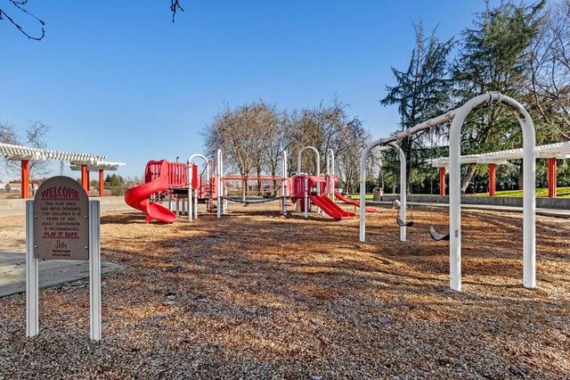 1023 Santa Barbara Way, Yuba City, CA 95991