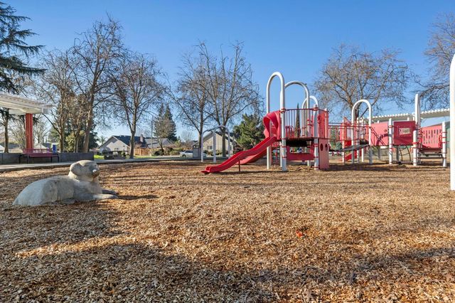 1023 Santa Barbara Way, Yuba City, CA 95991