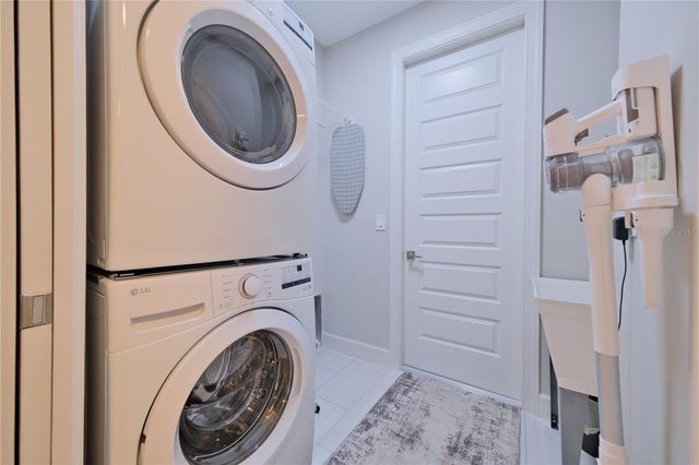 6112 LENAPE LANE, North Port, FL 34291