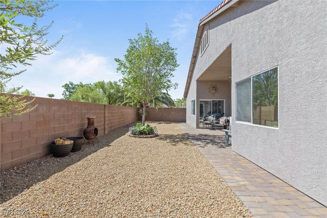 10596 Refugio Street, Las Vegas, NV 89141