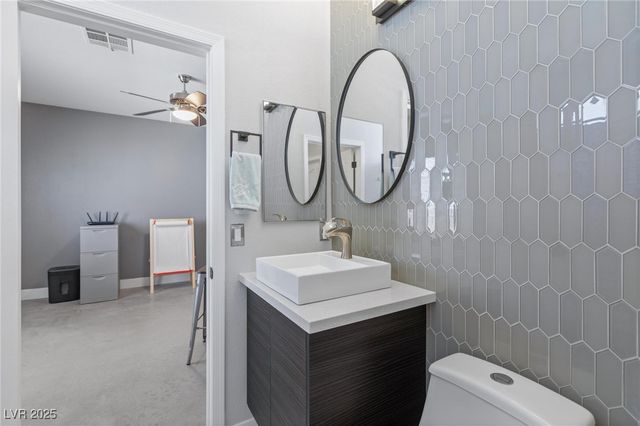 10596 Refugio Street, Las Vegas, NV 89141