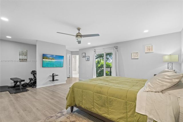 2927 SW 18 th Terrace, Fort Lauderdale, FL 33315