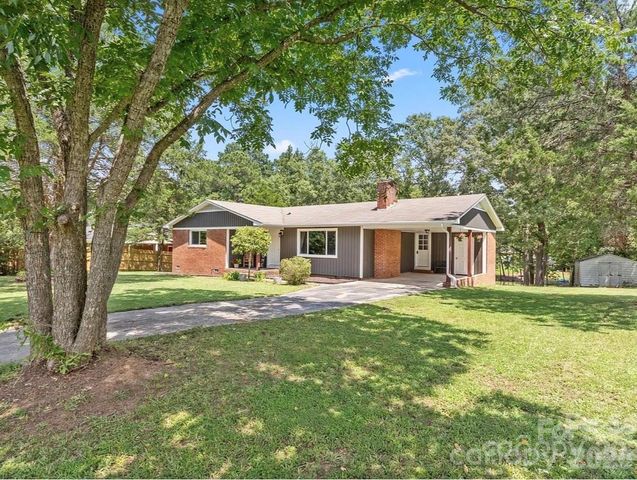 2179 Green Peach Road, Lancaster, SC 29720
