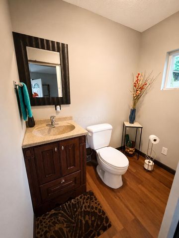 1238 Francisco Road, Columbus, OH 43220