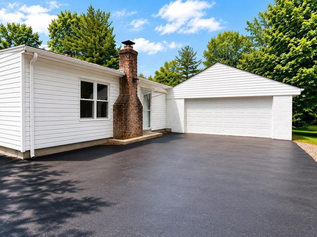 1238 Francisco Road, Columbus, OH 43220
