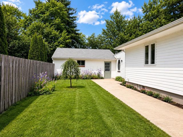 1238 Francisco Road, Columbus, OH 43220