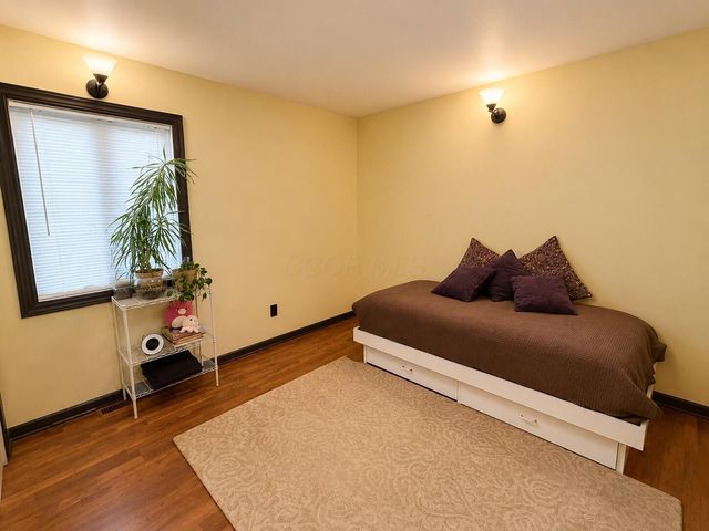 1238 Francisco Road, Columbus, OH 43220