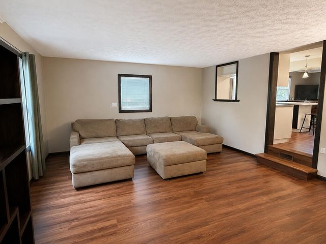 1238 Francisco Road, Columbus, OH 43220