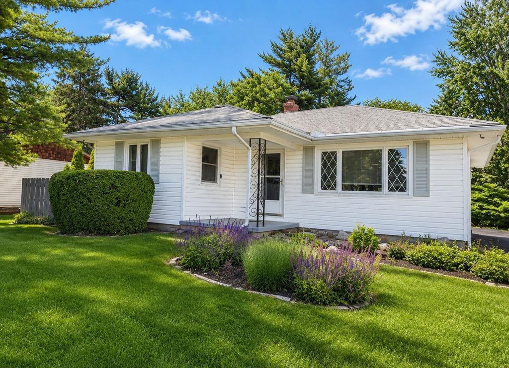 1238 Francisco Road, Columbus, OH 43220