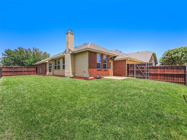 1622 Summerfield Drive, Allen, TX 75002
