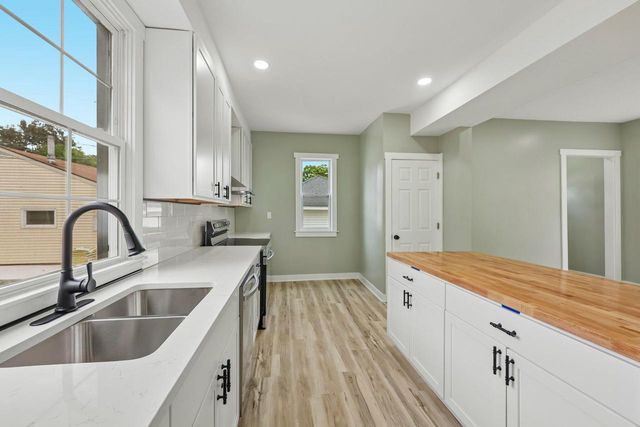 3528 N 87th STREET, Milwaukee, WI 53222