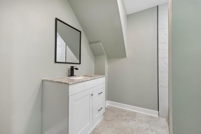 3528 N 87th STREET, Milwaukee, WI 53222