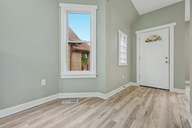 3528 N 87th STREET, Milwaukee, WI 53222