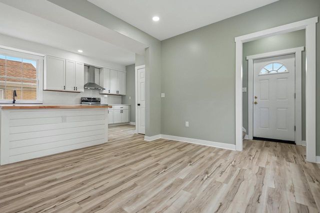 3528 N 87th STREET, Milwaukee, WI 53222