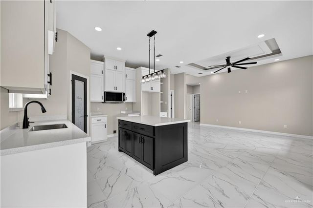 314 Valencia Drive, Donna, TX 78537