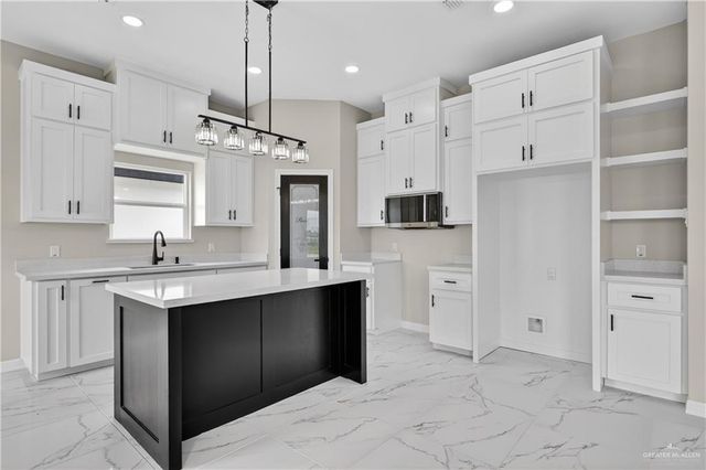 314 Valencia Drive, Donna, TX 78537