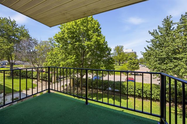 150 Thompson Drive SE 216, Cedar Rapids, IA 52403