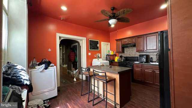 707 S 52ND ST, Philadelphia, PA 19143