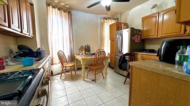 707 S 52ND ST, Philadelphia, PA 19143