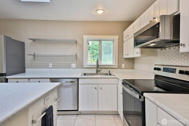 4180 Welcome Road, Langley, WA 98260