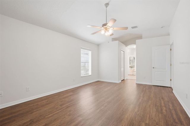 9827 WHITE BARN WAY, Riverview, FL 33569