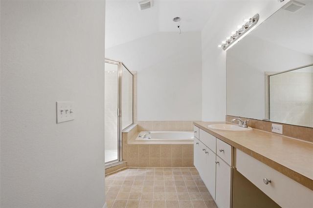 9827 WHITE BARN WAY, Riverview, FL 33569