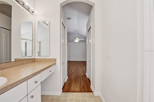 9827 WHITE BARN WAY, Riverview, FL 33569