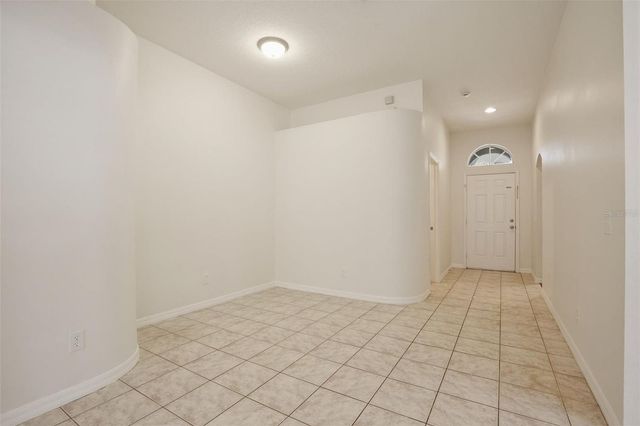 9827 WHITE BARN WAY, Riverview, FL 33569