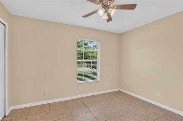 523 25th LN, Cape Coral, FL 33904