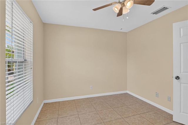 523 25th LN, Cape Coral, FL 33904