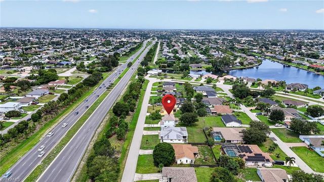 523 25th LN, Cape Coral, FL 33904