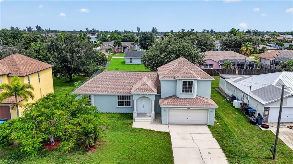 523 25th LN, Cape Coral, FL 33904
