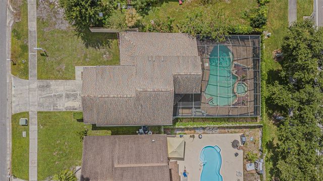 16116 GARDENDALE DRIVE, Tampa, FL 33624