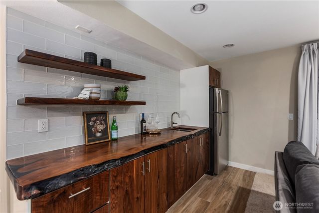 11508 SE 83rd Street, Newcastle, WA 98056