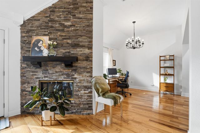 840 Forest Hollow Drive, Hurst, TX 76053