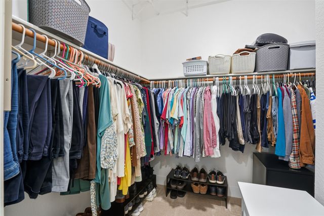 840 Forest Hollow Drive, Hurst, TX 76053