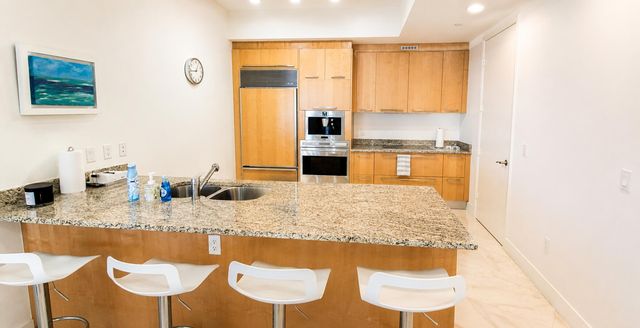 15901 COLLINS Avenue 2603, Sunny Isles Beach, FL 33160