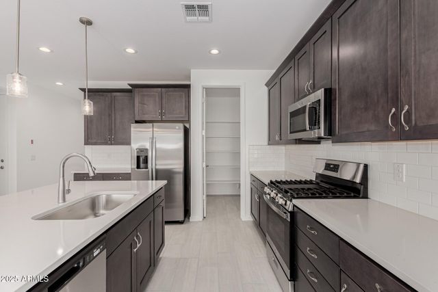 5014 W HARDTACK Trail, Laveen, AZ 85339