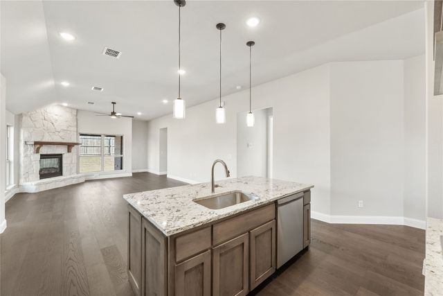 9 Grouse Circle, Sanger, TX 76266