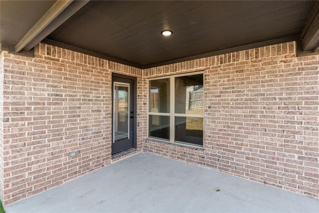 9 Grouse Circle, Sanger, TX 76266