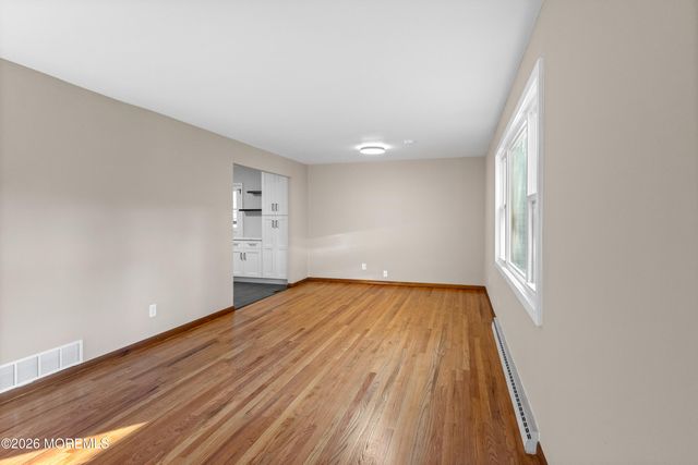 101 Lettau Drive, Spotswood, NJ 08884