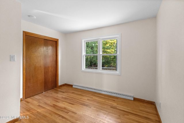 101 Lettau Drive, Spotswood, NJ 08884