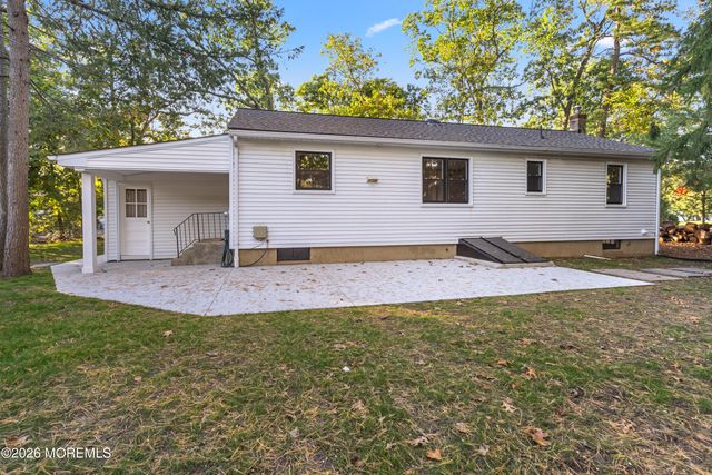 101 Lettau Drive, Spotswood, NJ 08884