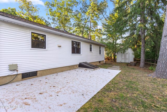 101 Lettau Drive, Spotswood, NJ 08884