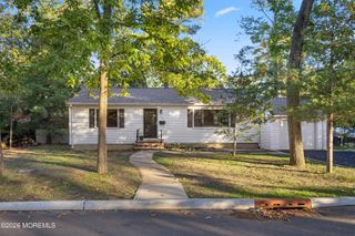 101 Lettau Drive, Spotswood, NJ 08884