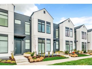 171 E 20TH Ave, Eugene, OR 97405